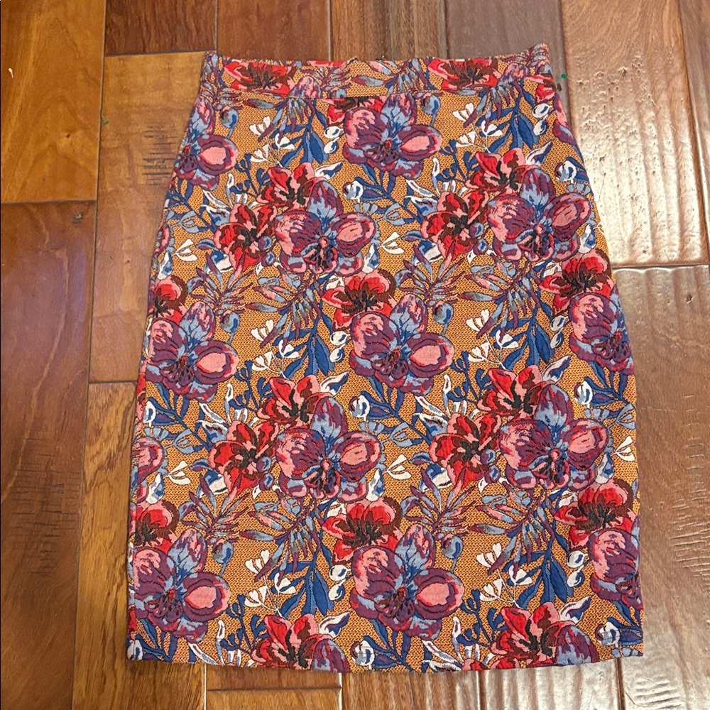 Maeve pencil skirt medium